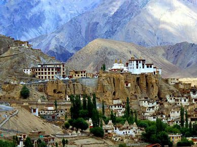 आईआरसीटीसी लाया लेह-लद्दाख पैकेज, सस्ते में घूमने का मौका 