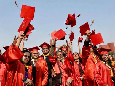 इन छात्रों को अब म‍िलेगा पढ़ाई के बाद 2 साल का वर्क वीजा