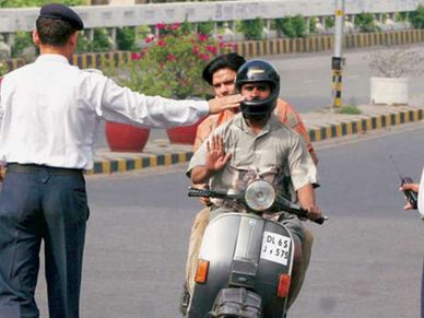 ट्रैफिक चालान: ऑनलाइन और ऑफलाइन पेमेंट करने का तरीका 
