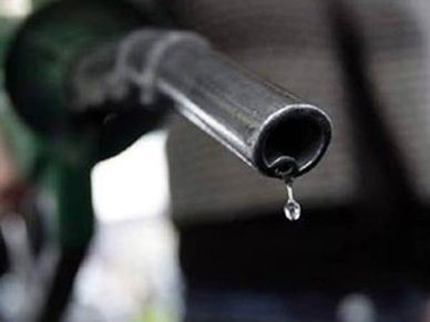 पेट्रोल की कीमत में आज हुई बढ़ोतरी, जानें डीजल के भाव   