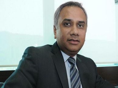 इंफोसिस के सीईओ सलिल पारेख पर गड़बड़ी का आरोप 