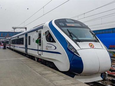 44 वंदे भारत एक्सप्रेस ट्रेनें चलाने की तैयारी, जानें डिटेल 