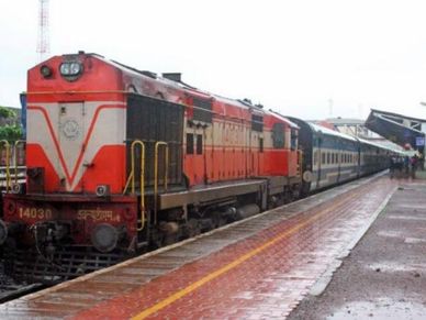 अब मुफ्त में मिलेगा रेलवे प्लेटफॉर्म टिकट, बस पूरा करना होगा ये काम 