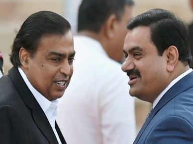 शेयर बाजार में हाहाकार, लेकिन अदाणी-रिलायंस की चमक बरकरार