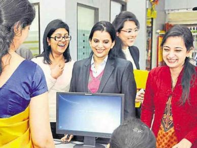 PNB करेगा महिलाओं को बिजनेस शुरू करने में मदद, होगी शानदार कमाई