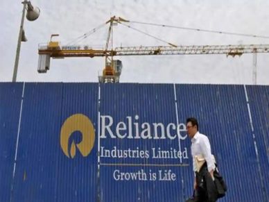 Reliance : फिर बनाया रिकॉर्ड, 11 लाख करोड़ मार्केट कैप वाली बनी पहली कंपनी