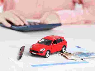 CAR : इलेक्ट्रिक या पेट्रोल, जानिए किसे खरीदना रहेगा फायदेमंद
