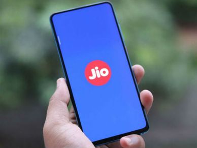 खुशखबरी : Jio देगी 10 करोड़ सस्ते एंड्रॉयड फोन, जानें पूरा डिटेल 