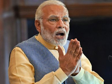 स्वनिधि योजना : PM Modi बोले, अब बैंक जा रहे गरीबों के दरवाजे पर