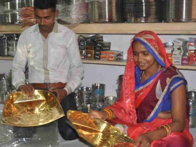महापर्व छठ : करिए डेढ़ किलो तक के सोने-चांदी के सूप से पूजा, जानें कहां मिल रहे