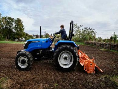 आ गया Electric Tractor : 4 घंटे में होगा चार्ज, 8 घंटे तक करेगा काम 