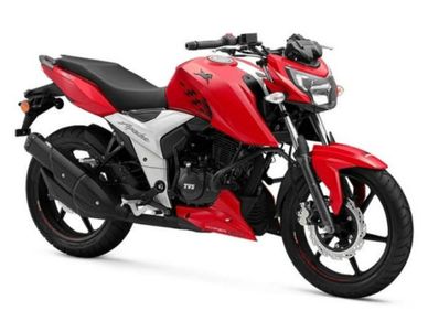 Bajaj Pulsor और TVS Apache की कीमत 30000 रु से भी कम, जानिए कहां