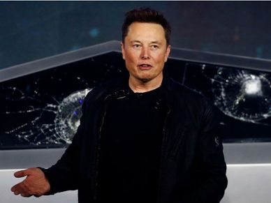 Jeff Bezos को पछाड़ कर कर Elon Musk बने दुनिया के सबसे अमीर व्यक्ति