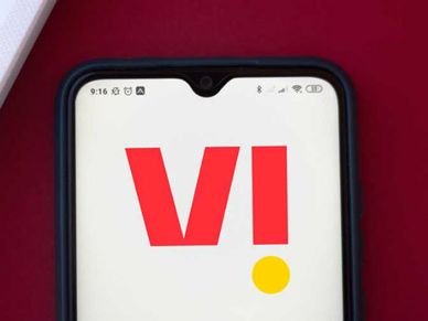 Vodafone के इस रिचार्ज प्‍लान में रोज म‍िलेगा 4GB डाटा, Jio और Airtel को म‍िलेगी टक्‍कर  