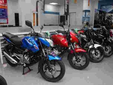 50 हजार रु तक वाली यह Bike देती हैं ज्यादा माइलेज, जानि‍ए बाइक के नाम और डिटेल्स