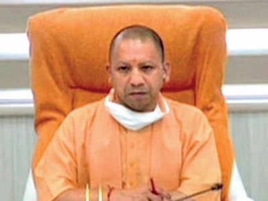 खादी से कमाई : खोलिए आउटलेट, योगी सरकार देगी 12 करोड़ रु का अनुदान