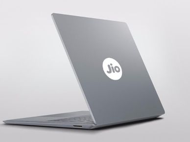 Jio का नया धमाका : 10 हजार रु से सस्ता Laptop करेगी लॉन्च