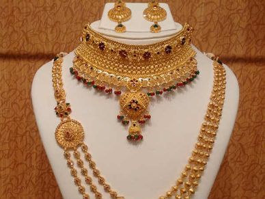 Gold Rate : आज सुबह हुआ कुछ और सस्ता, जानिए कितना 