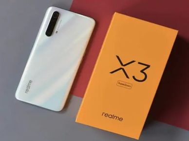 Realme : 12 जीबी रैम और 6 कैमरे वाला स्मार्टफोन हुआ 6000 रु सस्ता