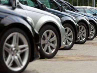 Business Idea : पुरानी Car से करें 50,000 रु तक की कमाई, जानिए कैसे 