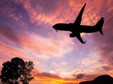 झटका : दिल्ली, मुंबई और बेंगलुरु से इस रूट के लिए Flight किराया हुआ दोगुना