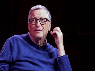 पहले Bill Gates का CV देखिए, फिर अपने में लाएं सुधार