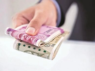 जरूरी जानकारी : खाताधारक के गुजरने पर कौन ले सकता है उसका पैसा, ये है नियम