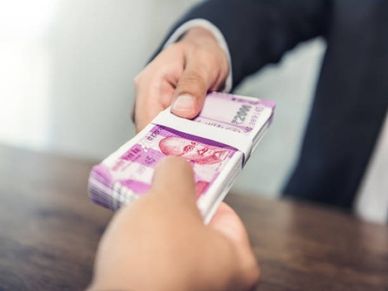 Jan Dhan Yojana : बिना बैलेंस के भी ले सकते हैं 10,000 रु, जानें तरीका