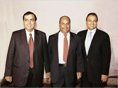 RIL : धीरूभाई वाली गलती नहीं कर रहे मुकेश, समय से पहले बांट रहे कंपनियां