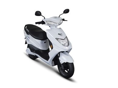 Best Electric Scooters : न लाइसेंस की जरूरत, न रजिस्ट्रेशन का झंझट, घूमें हर जगह