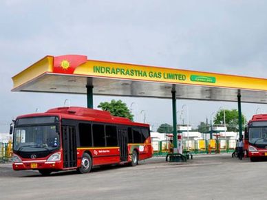 CNG-PNG के दाम और बढ़े, जानिए कितना लगा महंगाई का झटका 