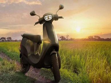 Festive Offer : 4 Electric स्कूटर पर मिल रही भारी छूट, फटाफट उठाएं फायदा