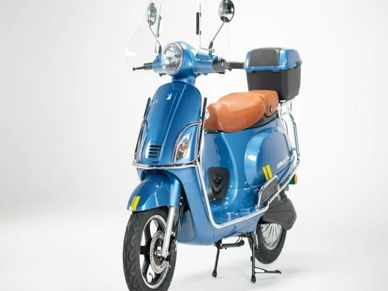 Electric Scooter : एक बार चार्ज करने पर चलेगा 120 किमी, जानिए कीमत और बाकी फीचर्स