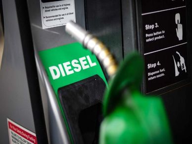 Diesel पर बढ़ा VAT, फ्यूल की कीमतों में भारी इजाफा, पर पेट्रोल हुआ सस्ता