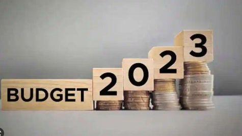 UP Budget : महिलाओं से छात्राओं और जॉब से इंफ्रा तक पर रहा फोकस, जानिए बड़ी हाइलाइट्स