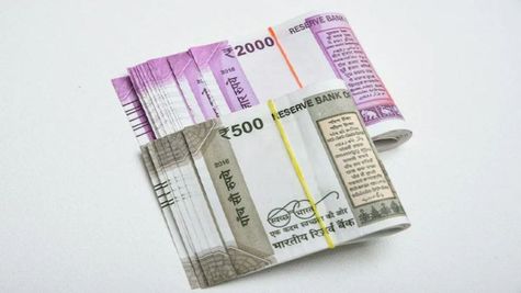Business Idea : हाई डिमांड वाला है कार वाशिंग का बिजनेस, कम निवेश में होगी तगड़ी कमाई