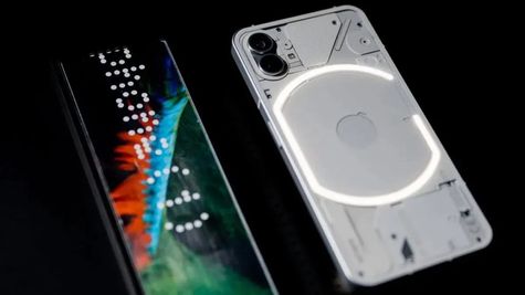 Nothing Phone (1) : सिर्फ 1999 रु में मिल रहा दमदार स्मार्टफोन, ये है ऑफर