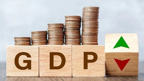 GDP में रही तेज उछाल, जानिए जानकारों ने क्या कहा   