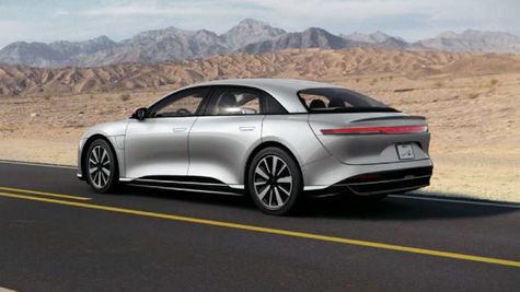Auto Sales : जानिए अगस्त में सबसे ज्यादा कौन सी कार बिकी 