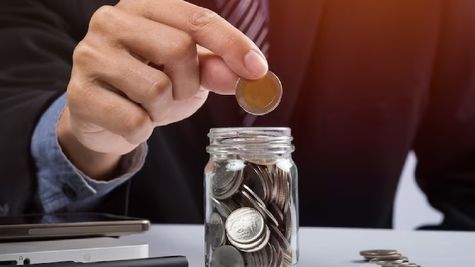 PPF से ज्यादा रिटर्न दे सकता है SIP,  करोड़पति बनने के लिए ऐसे करें निवेश