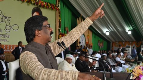 Jharkhand News: झारखंड में महिलाओं के हित मे लिए गए बड़े फैसले, सीएम हेमंत सोरेन ने दी जानकारी 