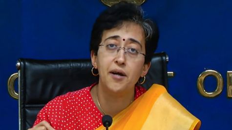 दिल्‍ली की इन चार सड़कों का जीर्णोद्धार करवाने जा रही केजरीवाल सरकार, मंत्री आतिशी ने प्रोजेक्‍ट को दी मंजूरी 