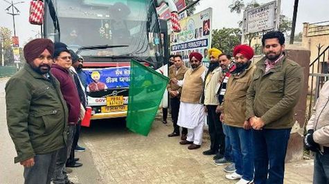 पंजाब: रणबीर सिंह भुल्लर ने सीएम तीर्थयात्रा योजना के तहत फिरोजपुर से 5वीं बस को हरी झंडी दिखाकर किया रवाना