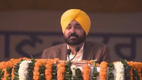 सीएम मान ने गणतंत्र दिवस पर बताईं पंजाब की उपलब्धियां, कहा- पहली बार राज्य के अंतिम छोर तक पहुंचा पानी 