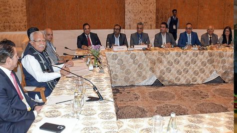 वाइब्रेंट गुजरात ग्लोबल समिट में जपान, अमेरिका की कंपनियों को हरियाणा में निवेश के लिए सीएम ने किया आमंत्रित 