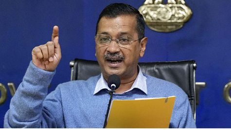 Delhi Solar Policy: सोलर पॉलिसी कैसे घर बैठे देगी पैसे कमाने का मौका? सीएम केजरीवाल ने बताया 