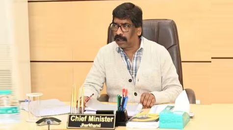 झारखंड सरकार ने ली जनजाति परिवारों की सुध, शुरू की आदिम जनजाति डाकिया खाद्यान्न योजना  