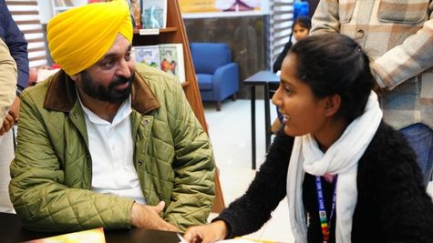 पंजाब सीएम बोले- जब युवाओं को यहीं रोजगार मिलेगा तो वो विदेश नहीं भागेंगे, वे नशे से भी दूर रहेंगे 