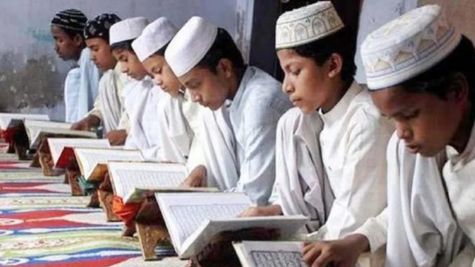 उत्‍तराखंड के मदरसों में पढ़ाई जाएगी रामायण, जानें क्‍या है योजना?