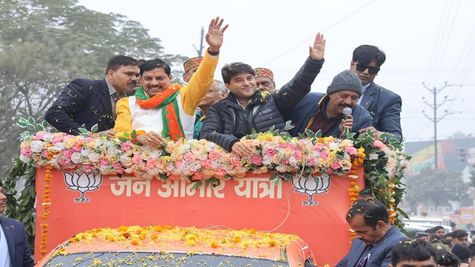 MP News: सीएम यादव ने ग्वालियर में निकाली जन आभार यात्रा, लाल टिपारा गौशाला के लिए की यह घोषणा